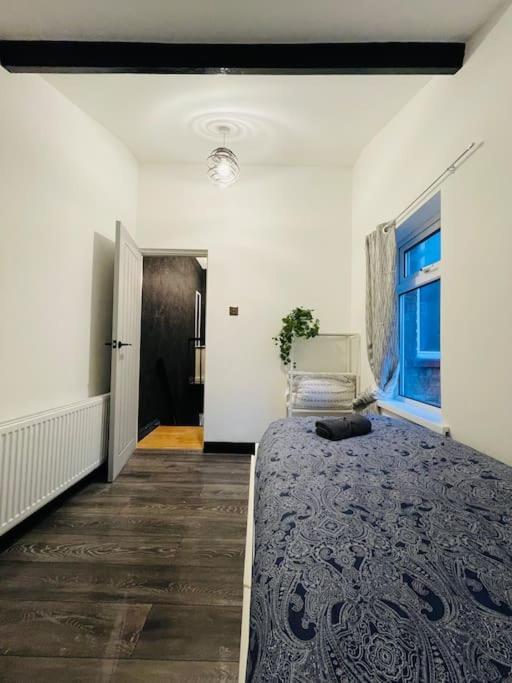 Central Area Terraced House With Private Hot Tub Lincoln Eksteriør billede